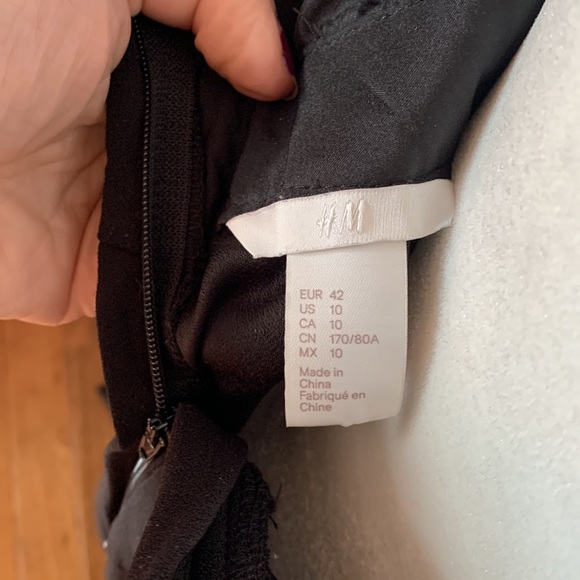 H&M black jumpsuit - Picture 6 of 8